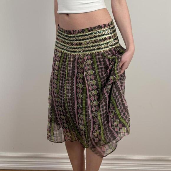 Free People Dresses & Skirts - Vintage Free People multicoloured midi skirt with sequin belt design.
